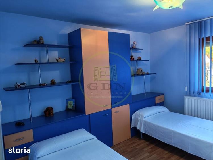 Casă cu 5 camere cu Teren 1300 Mp în Ideciu de Jos