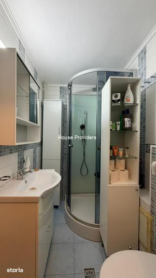 Apartament cu 4 camere semidecomandat, mobilat în Berceni