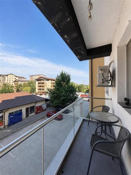 Apartament cu 2 camere decomandat, mobilat în Central