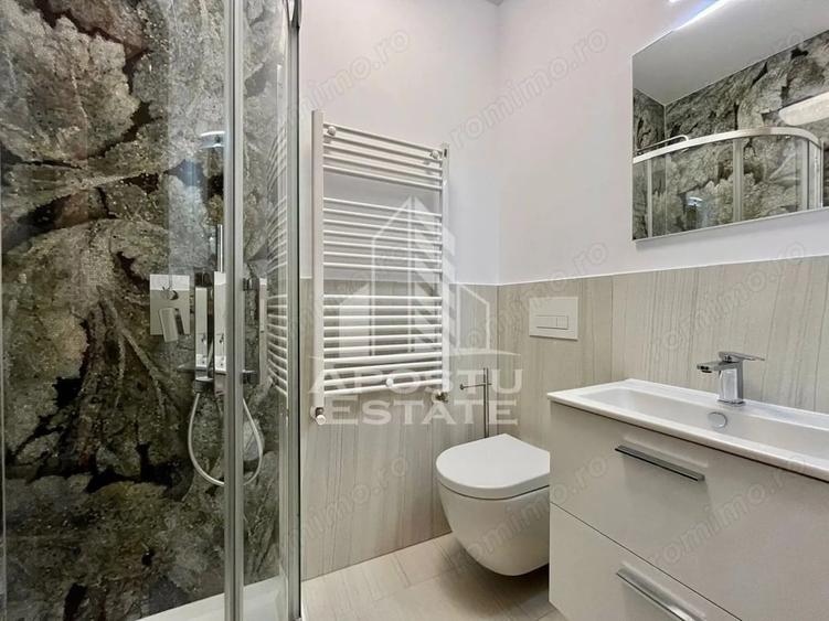 Apartament cu 3 camere semidecomandat în Circumvalațiunii
