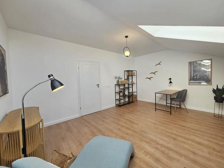 Duplex cu 4 camere cu Canalizare în Pipera