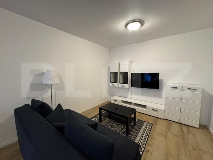 Apartament cu 2 camere decomandat, mobilat în Torontalului