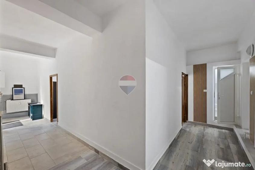 Casă cu 4 camere cu Teren 140 Mp în Central