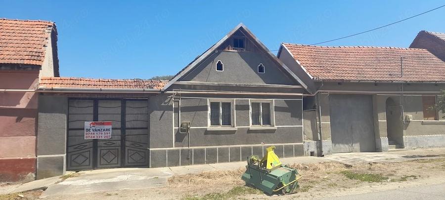 Casă cu 1 camere cu Teren 1000 Mp în Central