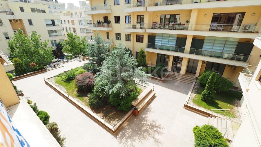 Apartament cu 3 camere semidecomandat, mobilat în Herăstrău