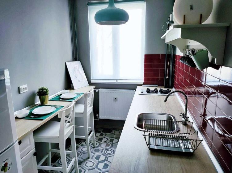 Apartament cu 2 camere decomandat în Drumul Taberei