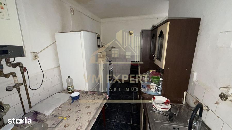 Casă cu 4 camere cu Teren 233 Mp în Sud