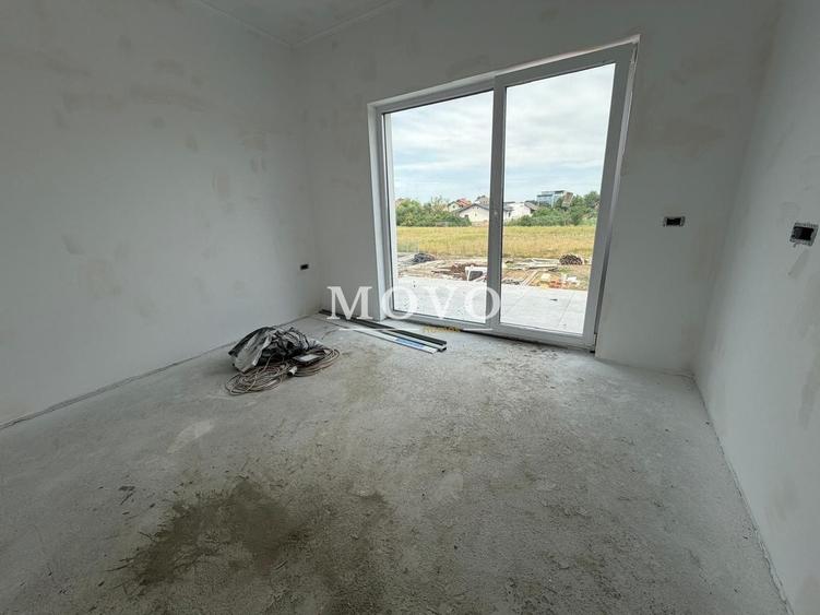 Casă cu 3 camere cu Teren 200 Mp în Săcălaz