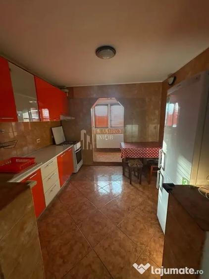 Apartament cu 2 camere decomandat în Apărătorii Patriei