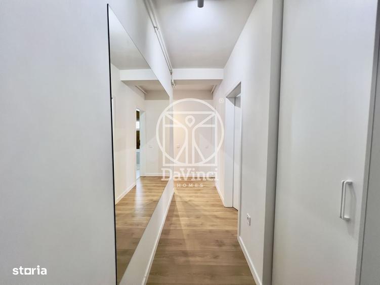 Apartament cu 3 camere decomandat în Cristian