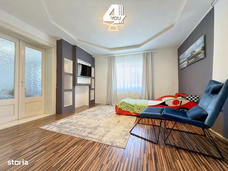 Casă cu 4 camere cu Teren 2063 Mp în Vânători