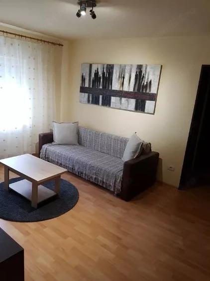 Apartament cu 2 camere semidecomandat în Micălaca