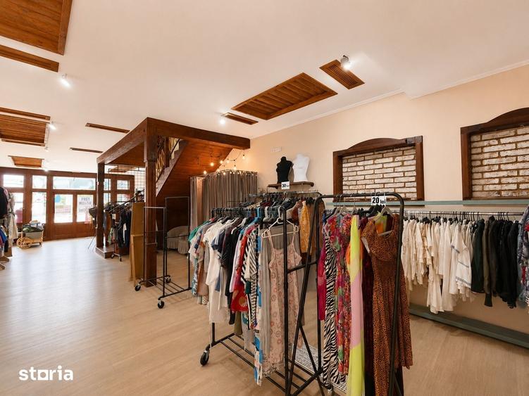 Casă cu 6 camere cu Teren 715 Mp în Central