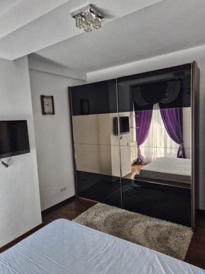 Apartament cu 2 camere semidecomandat, mobilat în Bucur Obor