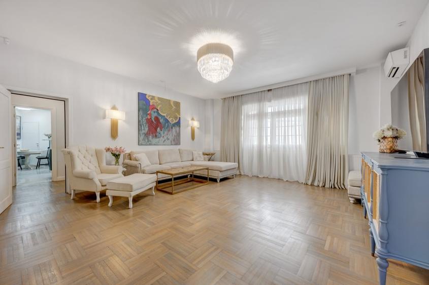 CAROL - EPISCOP CHESARIE, APARTAMENT 250 MP TOTAL, CURTE 250 MP! - 1