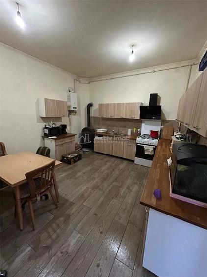 Apartament cu 4 camere decomandat în Aradul Nou