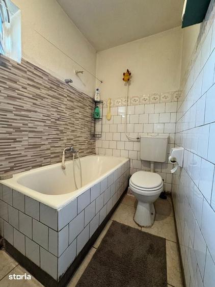 Casă cu 4 camere cu Teren 948 Mp în Brestei