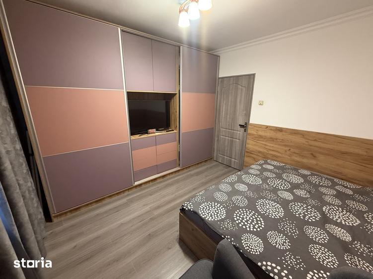 Apartament cu 2 camere decomandat în Titan