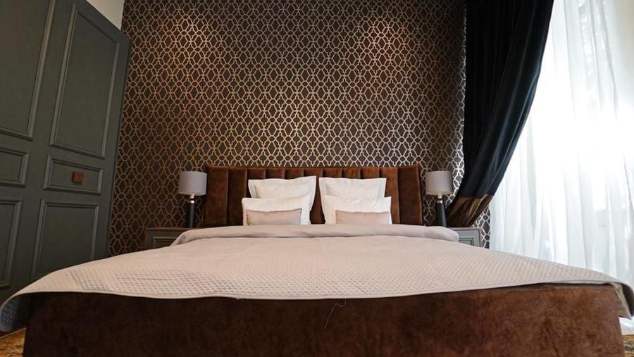 Apartament cu 3 camere decomandat în Ultracentral