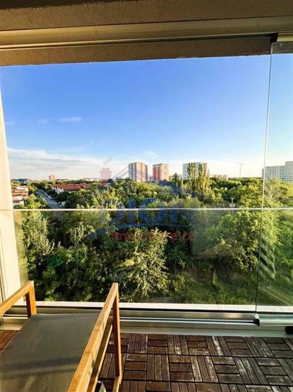 Apartament cu 3 camere decomandat în Drumul Taberei