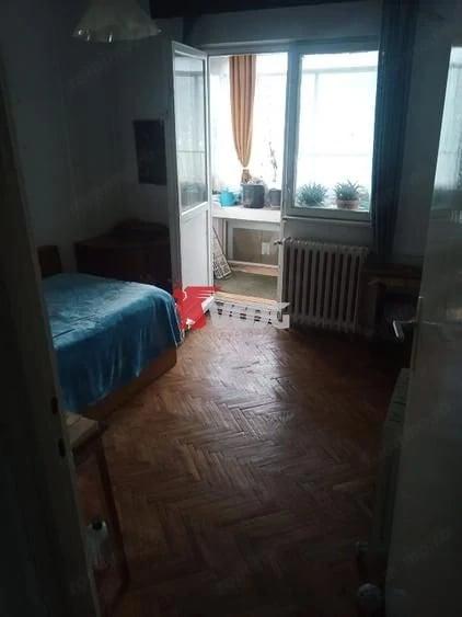 Apartament 3 camere Gh.Lazar de vanzare - 6