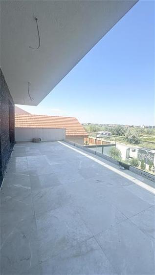 Casă individuală cu 5 camere cu Teren 391 Mp în Nord