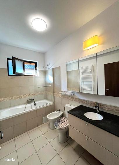 Casă cu 4 camere cu Teren 443 Mp în Balotești