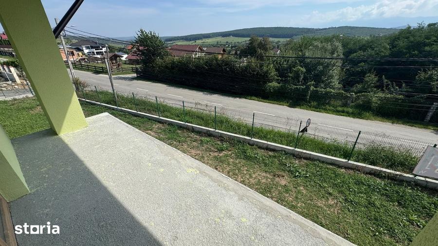 Casă cu 4 camere cu Teren 700 Mp în Central