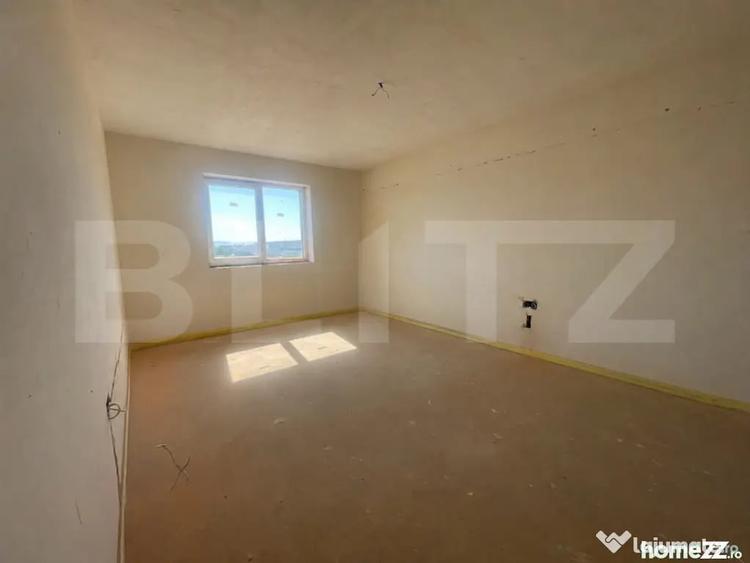 Apartament cu 3 camere decomandat în Apahida