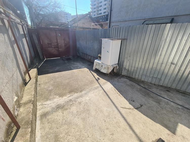 Casă cu 1 camere cu Teren 36 Mp în Central