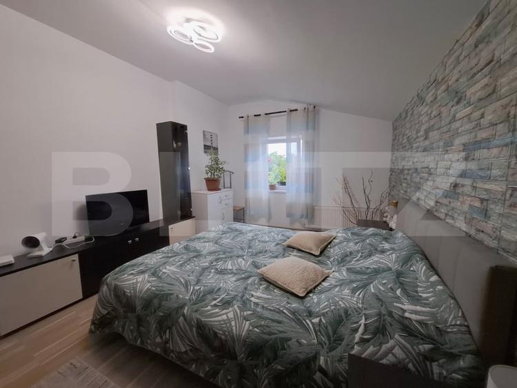 Casă individuală cu 6 camere decomandat cu Canalizare în Tărlungeni