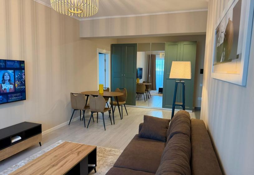 Apartament cu 2 camere decomandat, mobilat în Păcii