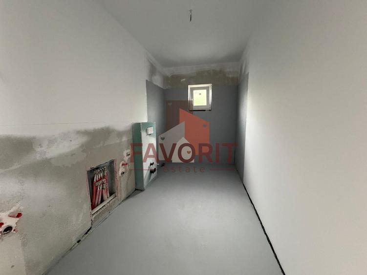 Duplex cu 3 camere cu Canalizare în Sânmihaiu Român