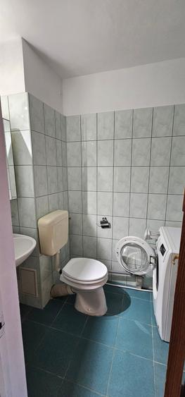 Apartament cu 3 camere decomandat, mobilat în Clucerului