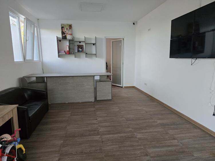Casa + spatiu comercial - 4