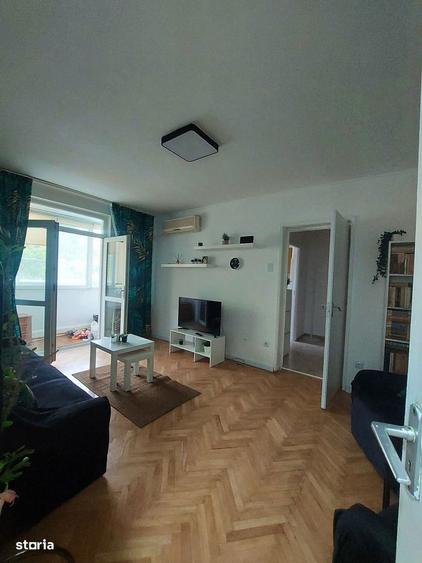 Apartament cu 2 camere semidecomandat, mobilat în Titan