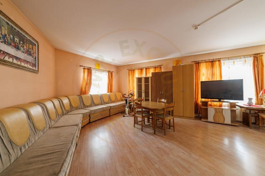 Casă individuală cu 9 camere cu Canalizare în Găvana 2