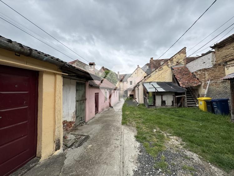 Casă cu 4 camere cu Canalizare în Cisnădie