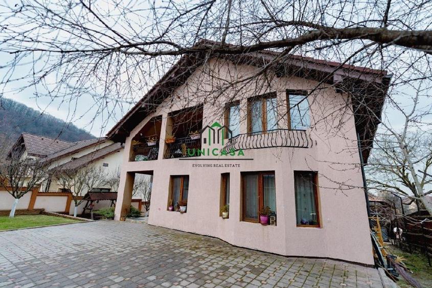 Casă individuală cu 5 camere cu Canalizare în Goranu