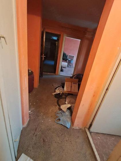 Apartament de vanzare - 3