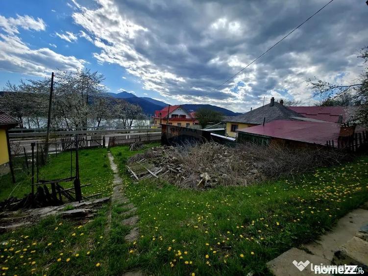Teren de 711 mp, în Hangu