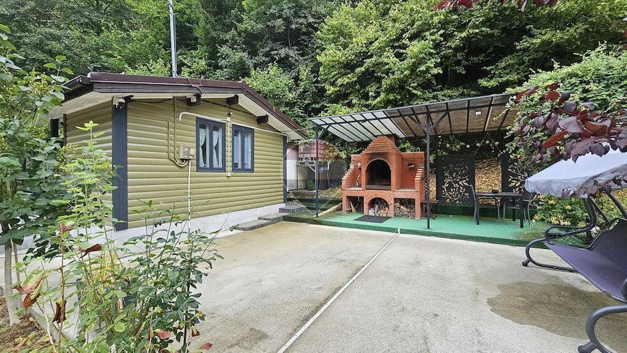 Casă cu Teren 2212 Mp în Alexandru cel Bun