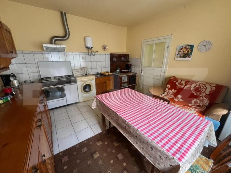 Casă individuală cu 3 camere cu Canalizare în Șintereag