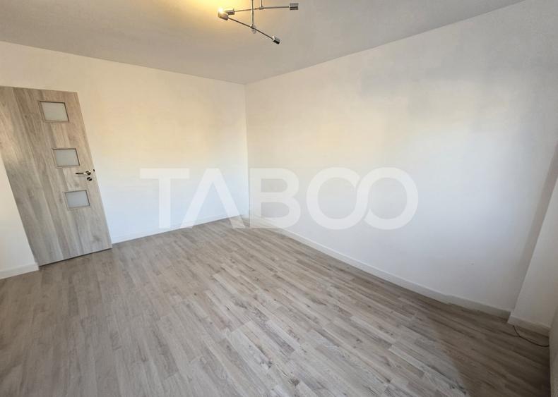 Apartament cu 3 camere decomandat în Mihai Viteazul