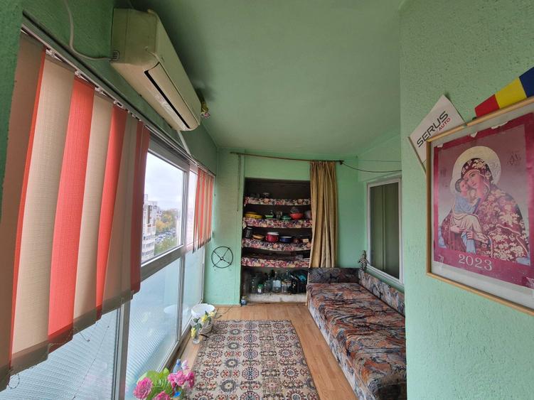 Apartament cu 2 camere decomandat în Griviței