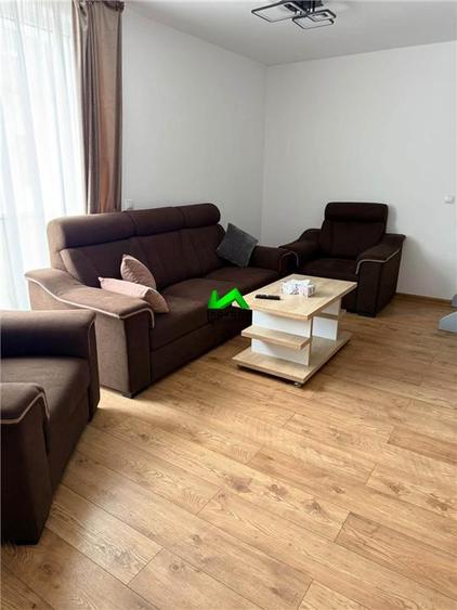 Apartament cu 4 camere decomandat în Hipodrom 3