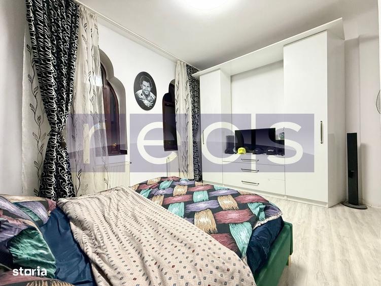 Apartament cu 4 camere semidecomandat în Universitate