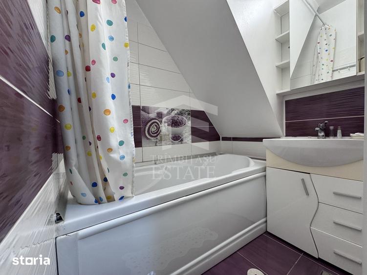 Casă cu 7 camere cu Teren 311 Mp în Eminescu
