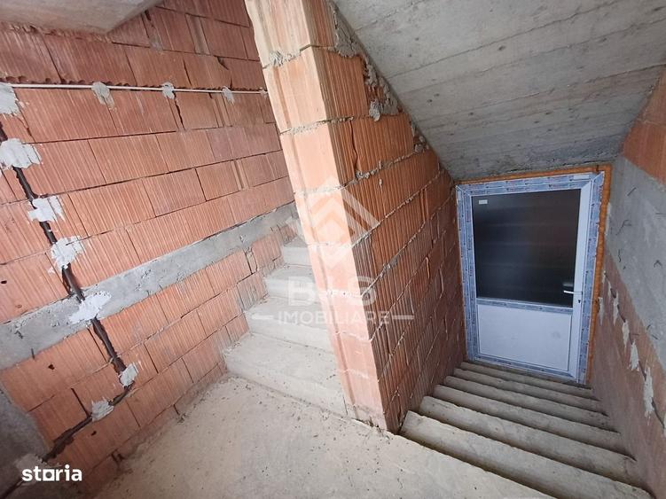 Casă cu 4 camere cu Canalizare în Central
