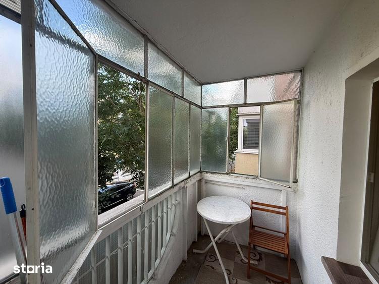 Apartament cu 2 camere decomandat, mobilat în Polivalentă
